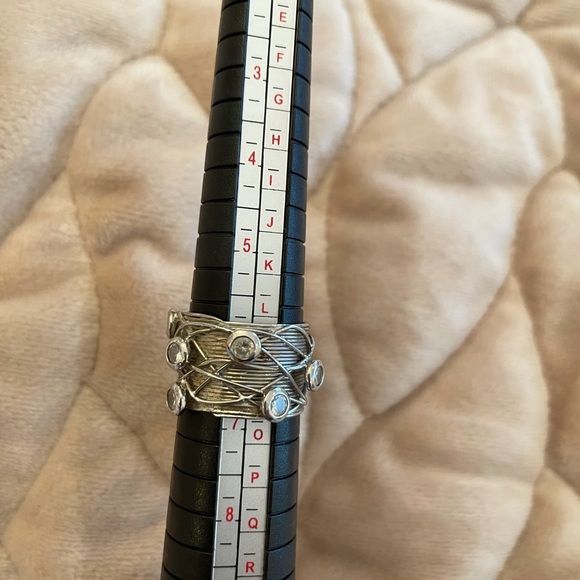 3 sterling silver and cubic zirconia rings - Picture 5 of 15